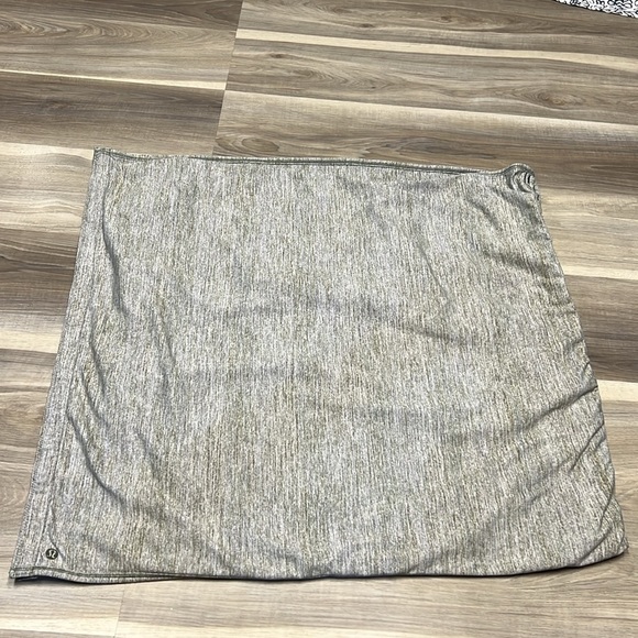 Lululemon green button up scarf - Picture 3 of 6